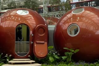 Krize bydlení? Start-up vyrábí „kaštanové“ domky za 3 miliony - Seznam Zprávy